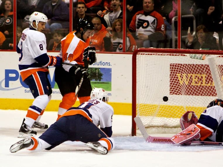 Philadelphia Flyers forward Daniel Briere during a game against the New York Islanders on October 30, 2010