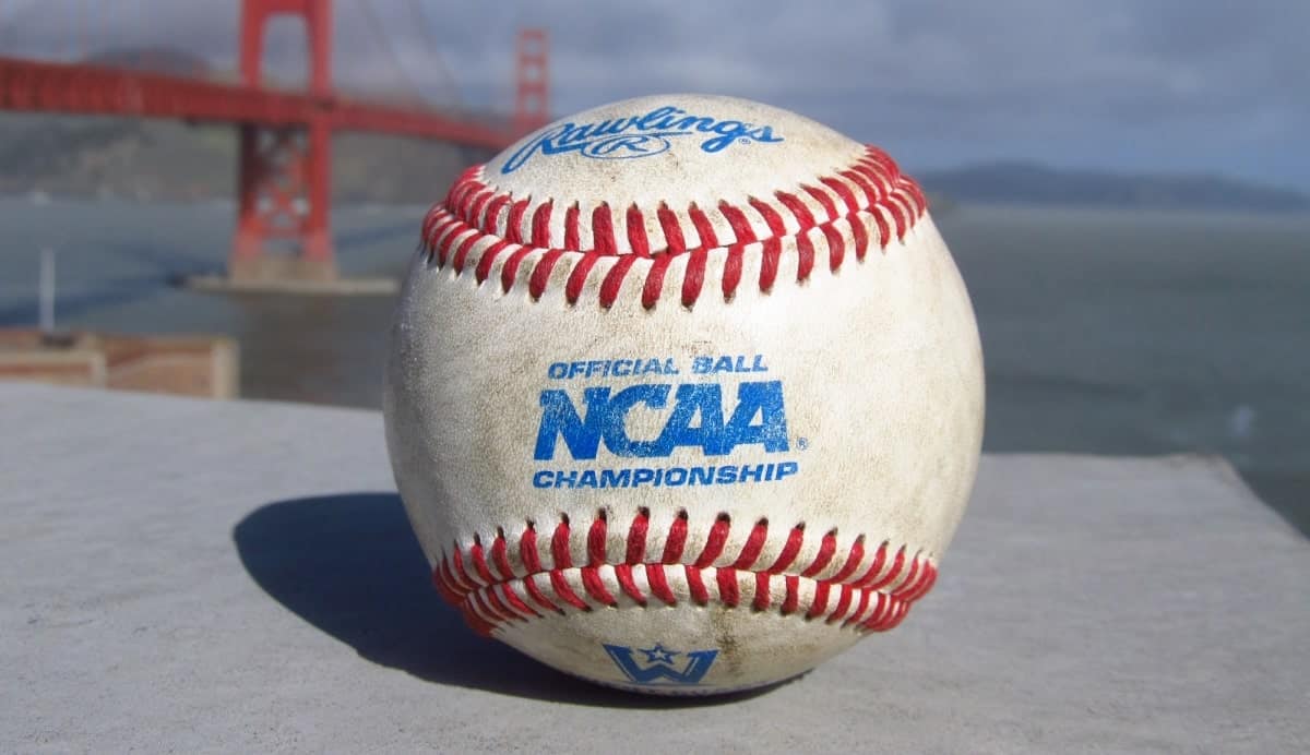 NCAA Baseball w/Golden Gate Bridge